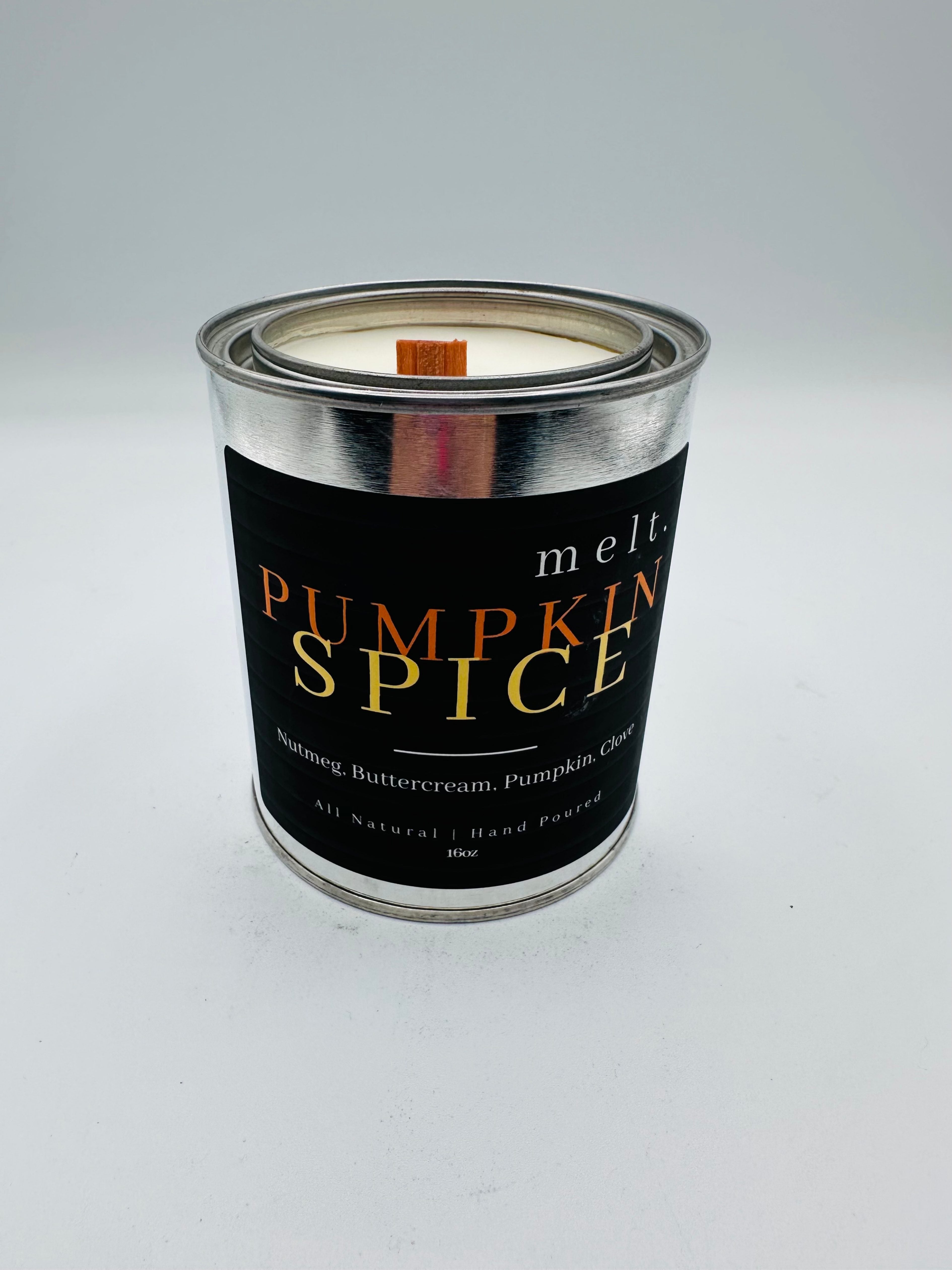 melt. pumpkin spice candle — nutmeg, buttercream, pumpkin, clove